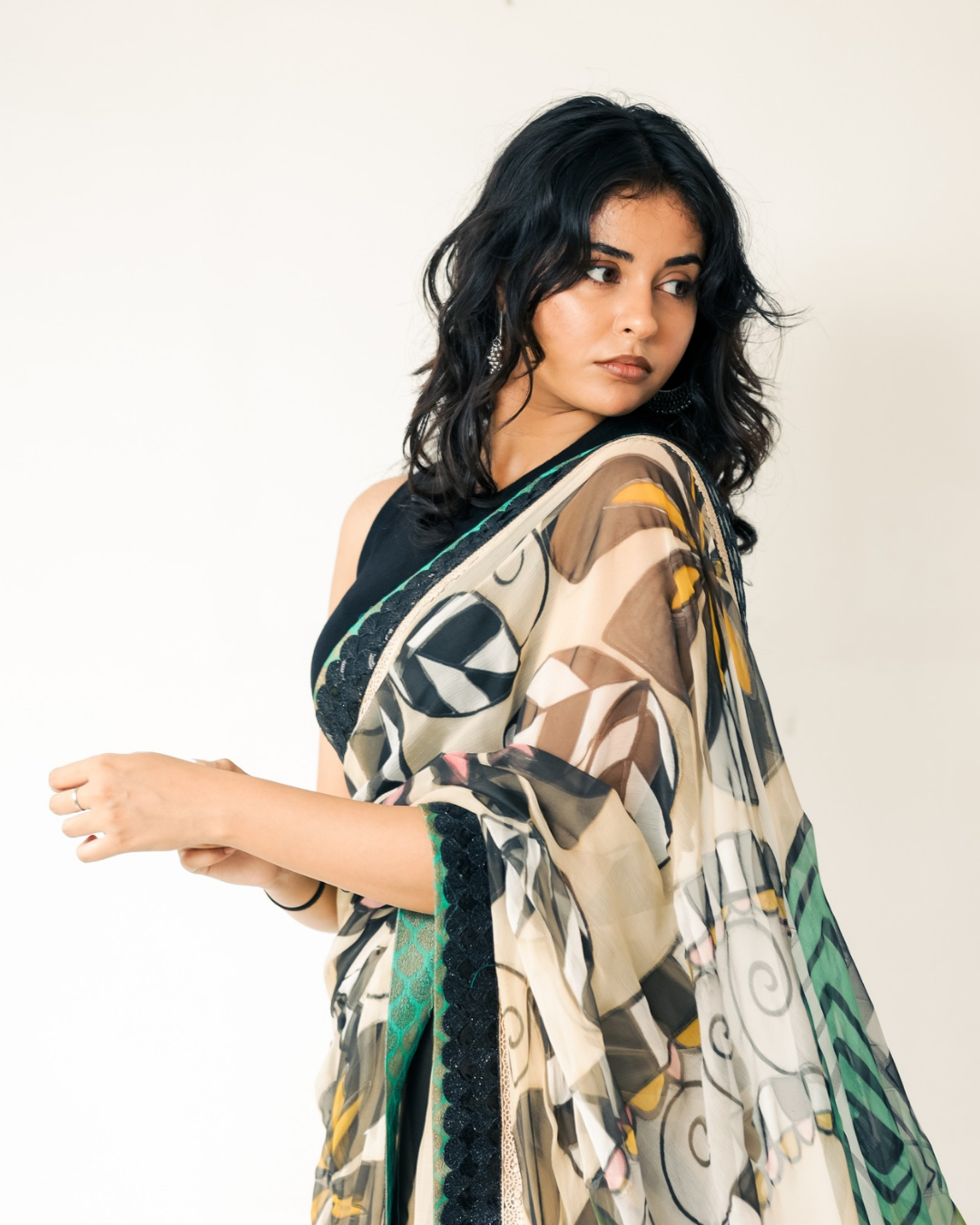 Parisa